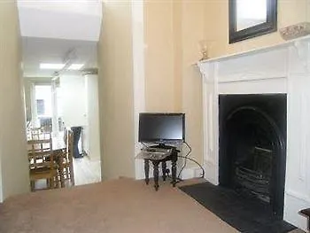 Guest house Mcmahon 3*