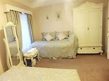 Guest house Mcmahon 3*